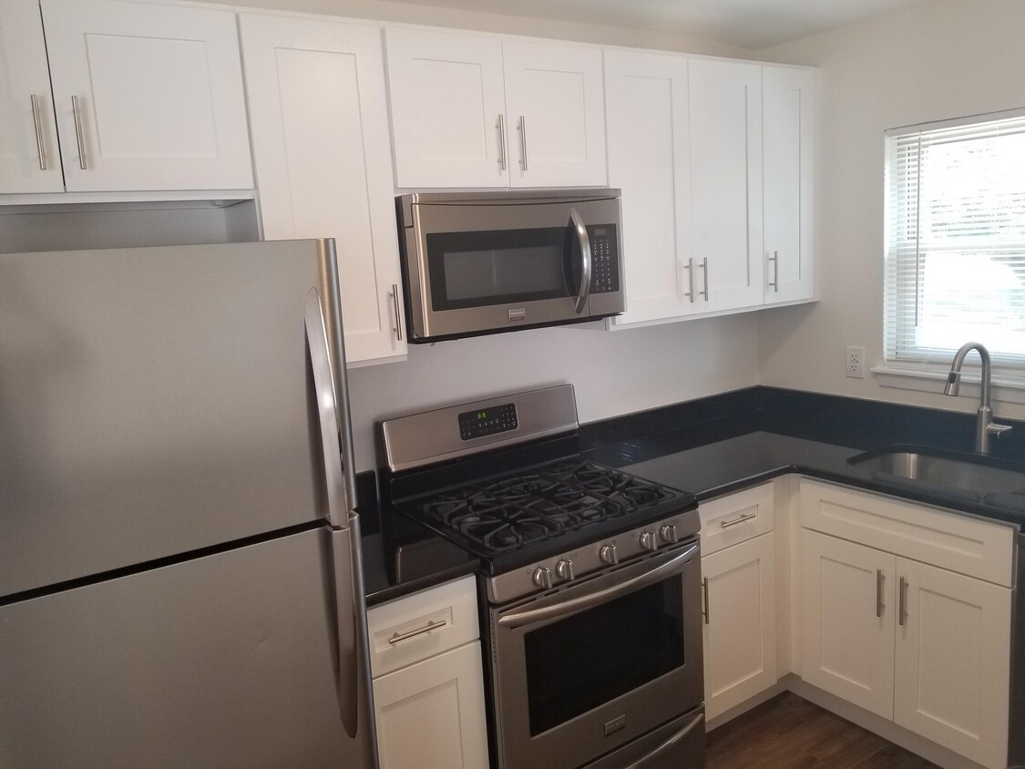 Foto principal - 1702 Tracey St