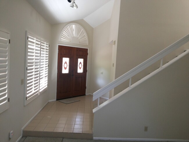 Foto del edificio - CANYON CREST - 2 Bedroom 2.5 Bath Townhouse