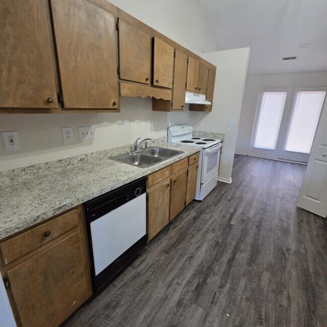 Foto del edificio - 1214 Peyton Cir