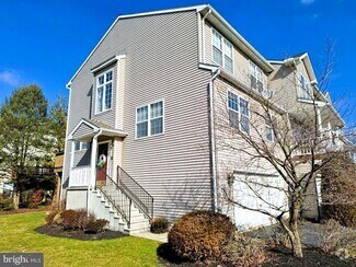 Building Photo - 155 Woodside Ct