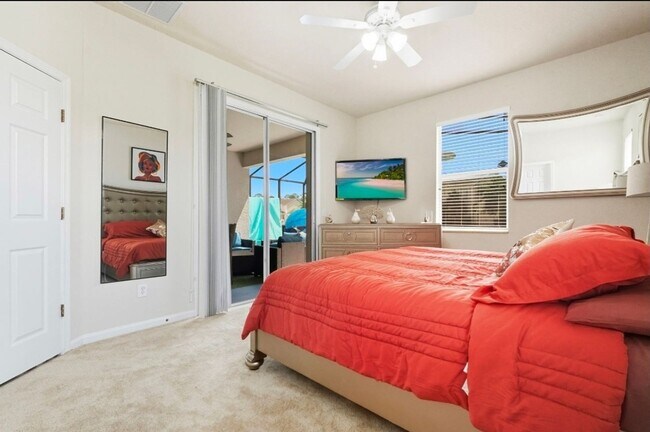 Building Photo - Spacious 6BR House in Kissimmee