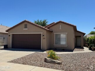 Building Photo - 2747 E Dragoon Cir