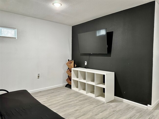 Foto del edificio - 4802 Elser St