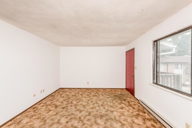 Building Photo - 24 N. 45th St.
