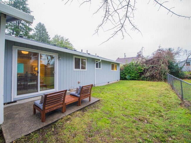 Foto principal - 1612 NE Liberty St