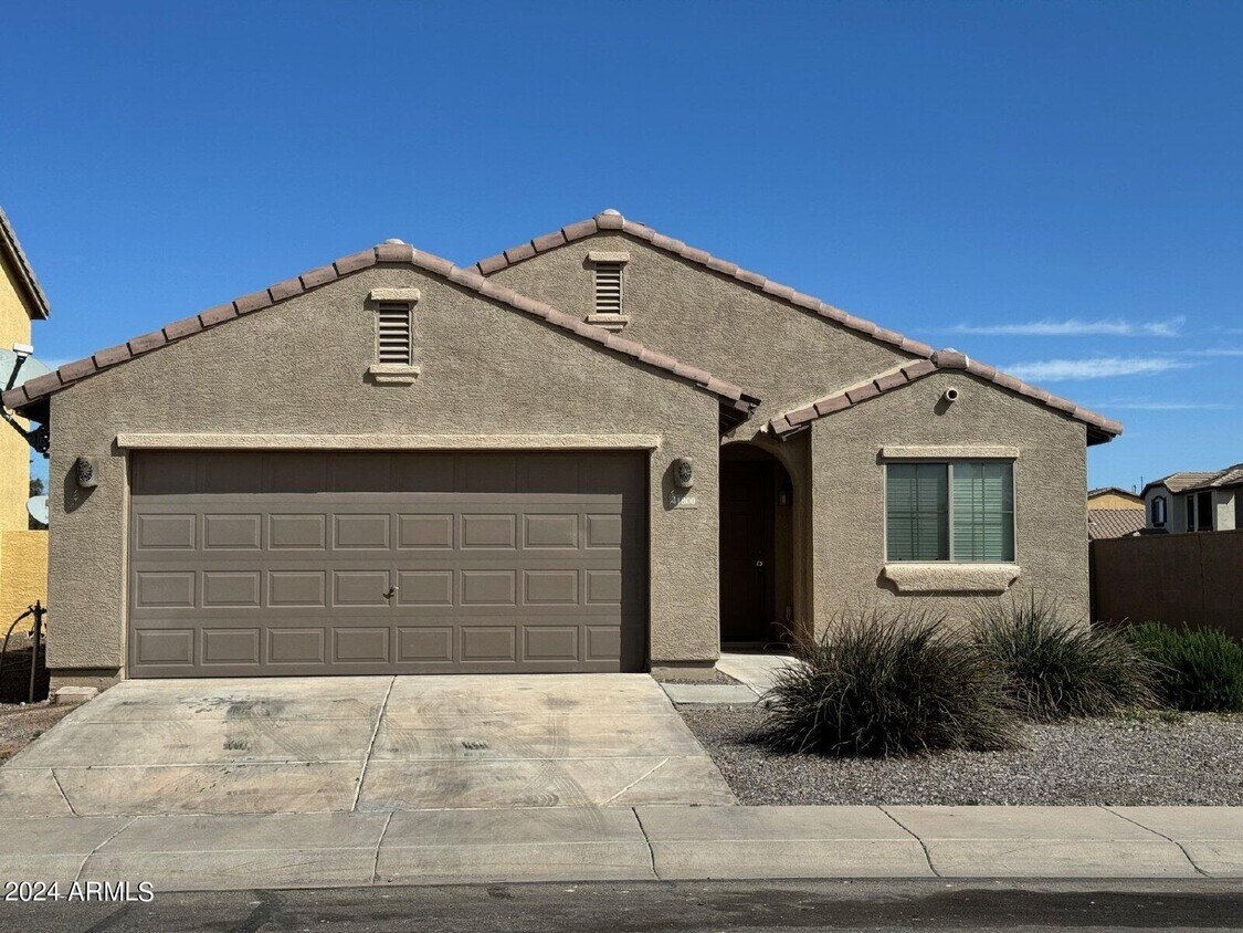 Primary Photo - 41800 W Avella Dr