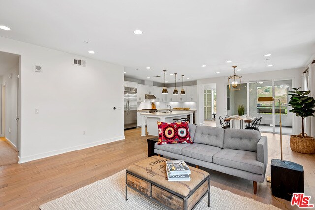 Foto del edificio - 12542 W Fielding Cir