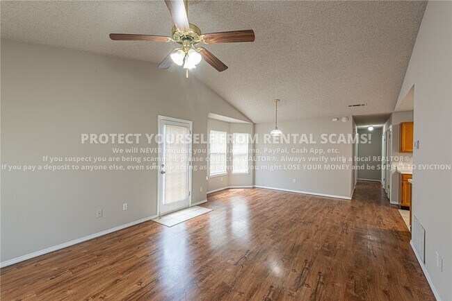 Foto del edificio - 3085 W Woodridge Dr