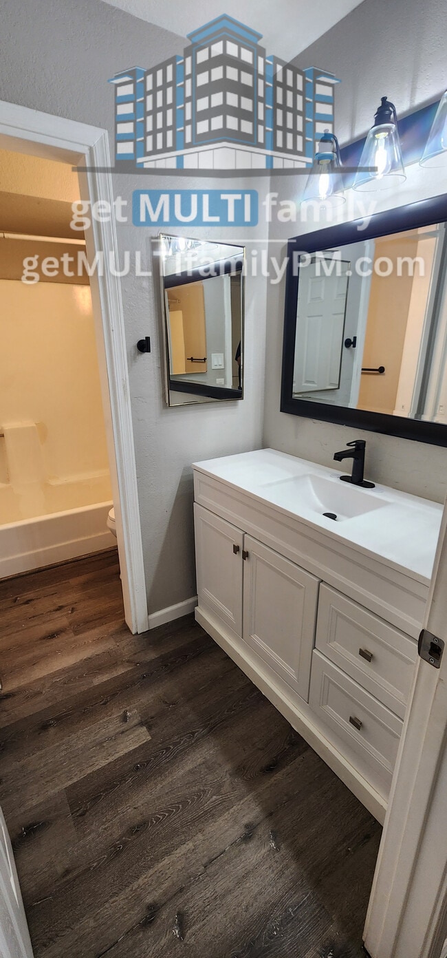 Photo - 1903 North Spring-201 Apartment