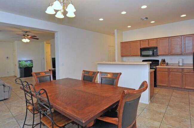 Foto del edificio - 11822 W Farmall Dr