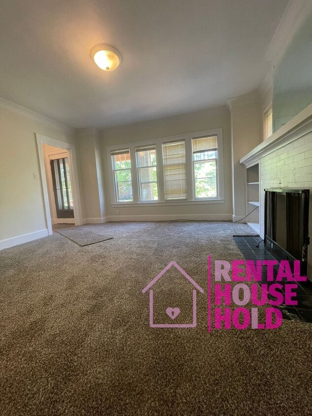 Foto principal - 5065-5067 Linsdale St. - SW 07/16