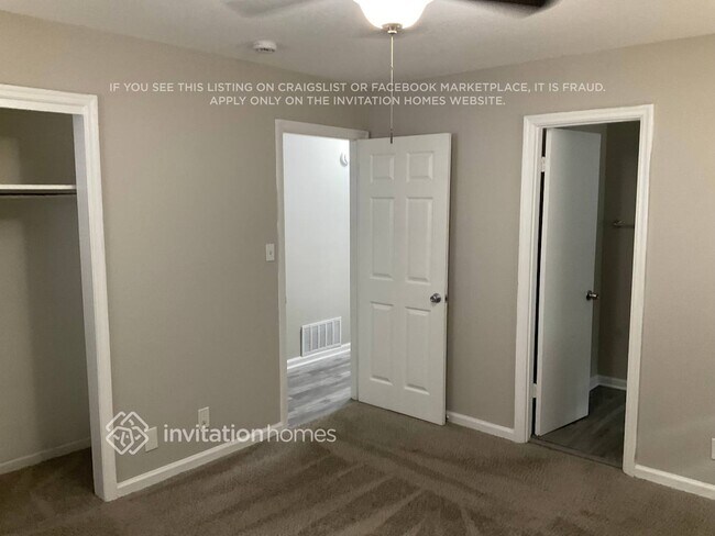 Foto del edificio - 2932 Heather Dr