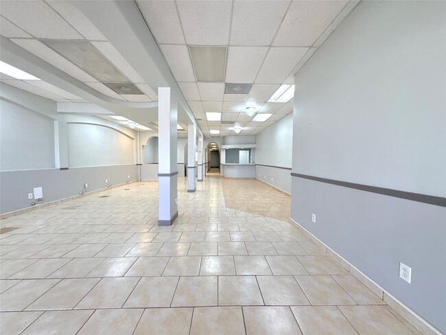 Building Photo - 2036 Avenue F