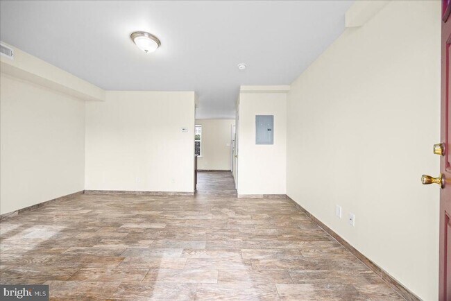 Foto del edificio - 101 E Camden Ave