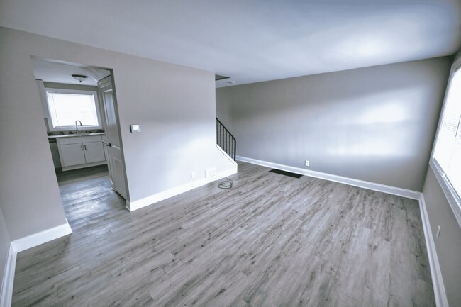 Foto del edificio - Townhomes on Englewood