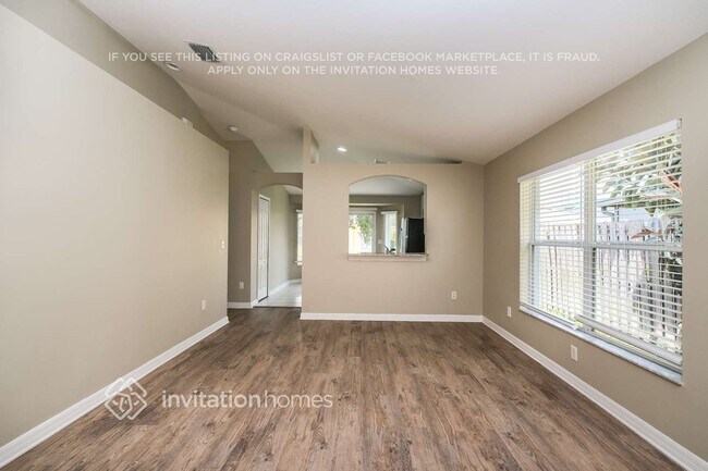 Foto del edificio - 19038 Dunlap Ct