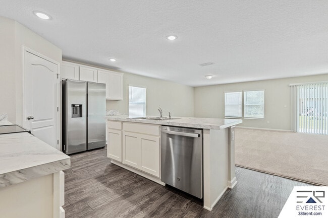 Building Photo - 5 Birchfield Pl