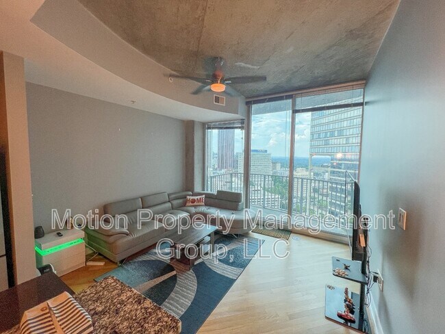 Foto del edificio - 400 W Peachtree St NW