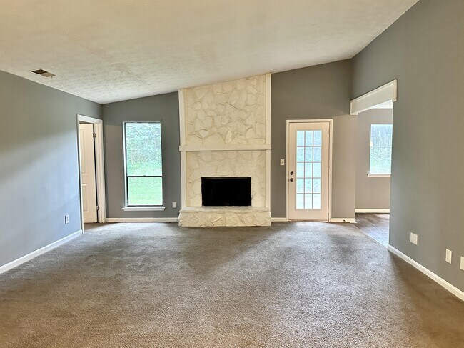 Building Photo - 4962 Brookside Way