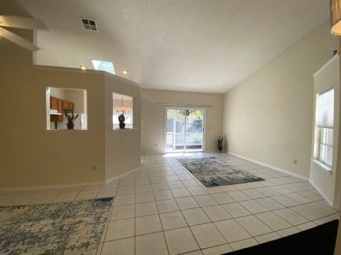 Habitación familiar /Living la habitación - 1631 Rivers Edge Dr