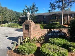 Building Photo - 5516 Lakeshore Dr