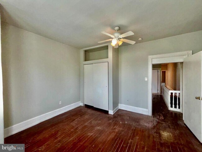 Foto del edificio - 630 S 51st St