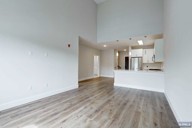 Building Photo - 305 Patterson St
