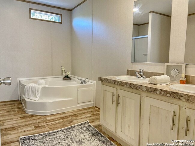 Foto del edificio - Brand New 3/2 Home!