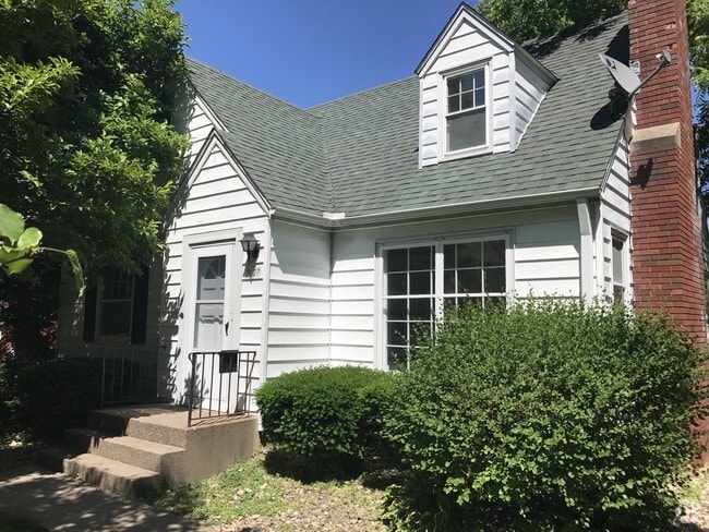 Building Photo - 2027 37th St