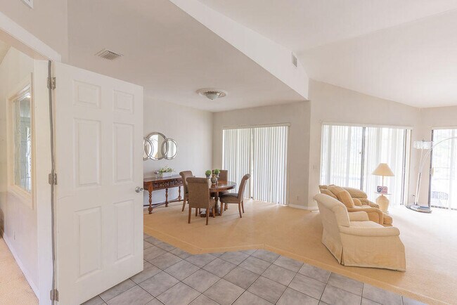 Building Photo - 14955 Horseshoe Trce
