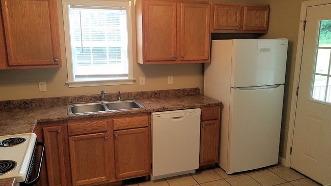 Foto del edificio - 3980 Howard Gap Rd