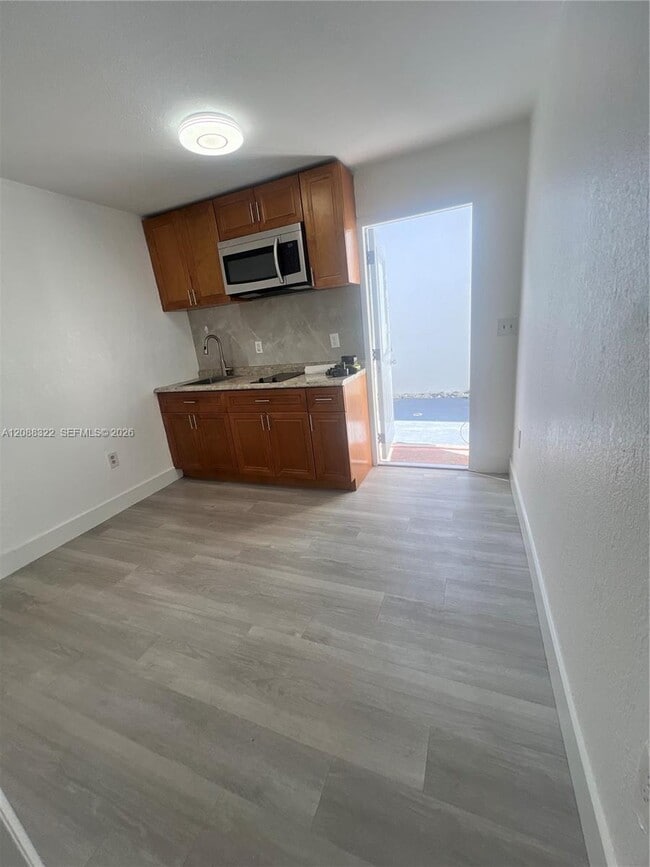 Building Photo - 1615 SW 137th Pl