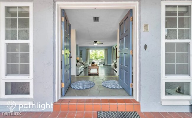 Foto del edificio - 3 br, 3 bath House - 1109 E Boyer Street UNIT