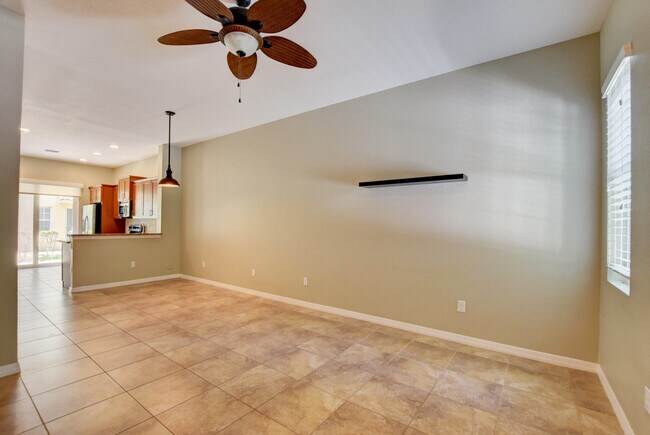 Foto del edificio - 480 Francesca Ridge Rd