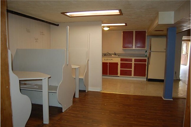 Building Photo - 55 Malone Ave