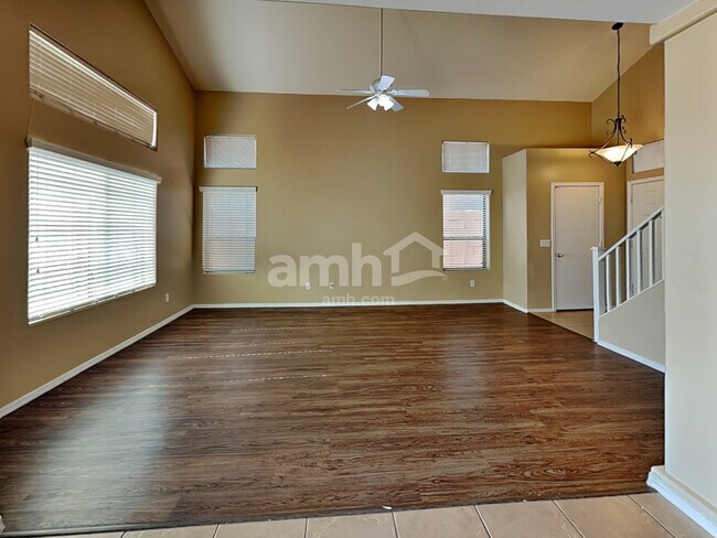 Building Photo - 6542 S 258th Dr
