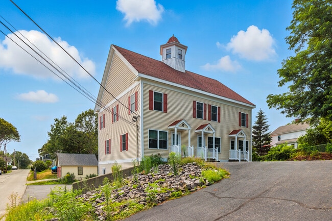 Building Photo - 4 Stimson St