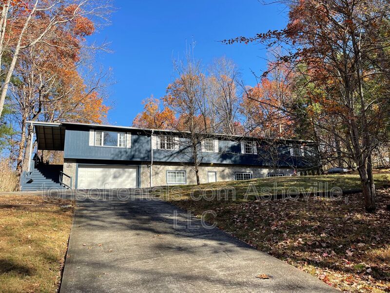 Primary Photo - 18 Bran Rick Ln