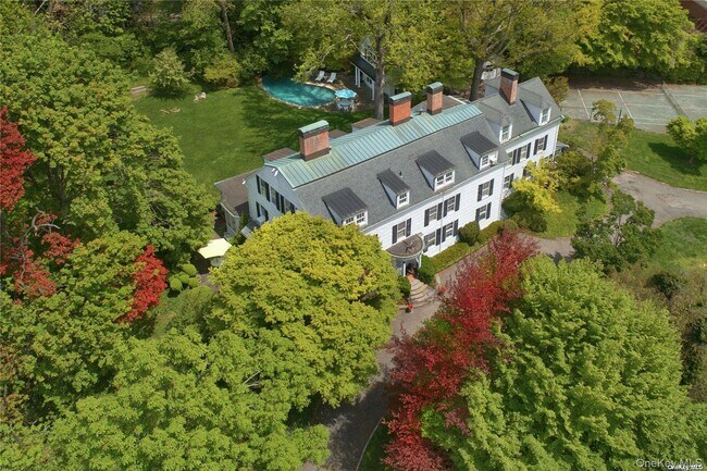 Foto del edificio - 435 Bryant Ave