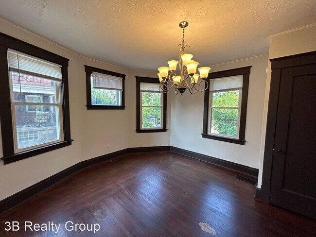 Building Photo - 3 br, 2 bath House - 3211 Glenmore Ave.
