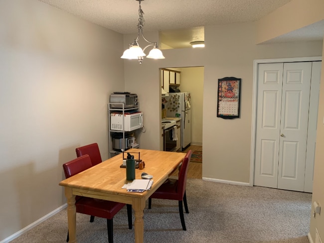 Building Photo - 7465 Spy Glass Ct
