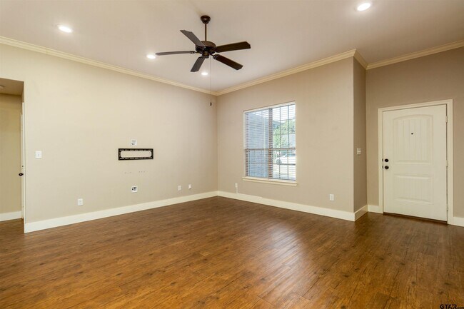 Building Photo - 5106 Shiloh Ridge Dr