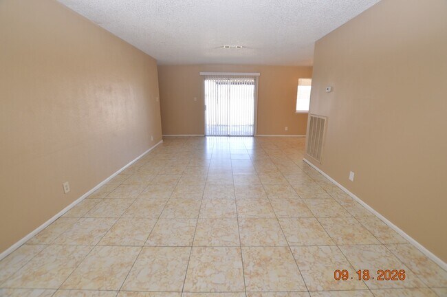Foto del edificio - 617 Vincent Way