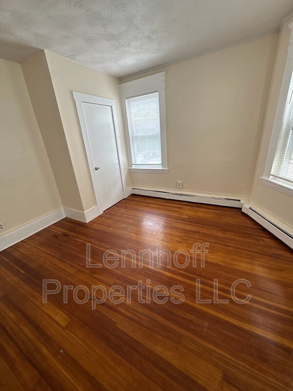 Foto del edificio - 153 Bailey St