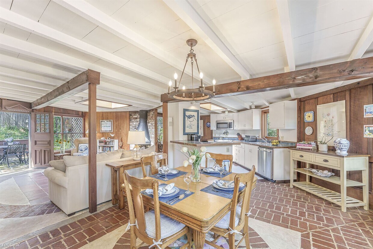Foto principal - 2 br, 1 bath House - 3876 Huckleberry Hill