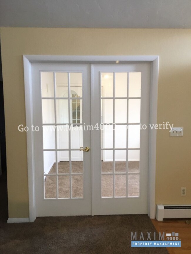 Foto del edificio - 2112 N 17th Circle - 2 Bed 2 Bath House