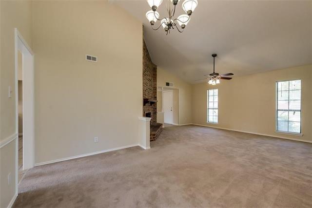Foto del edificio - 1312 Rivercrest Blvd