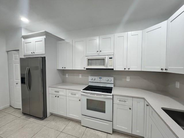 Foto del edificio - 4150 Forest Dr