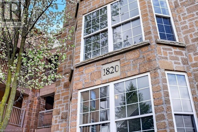 Building Photo - 1820 Walkers Line