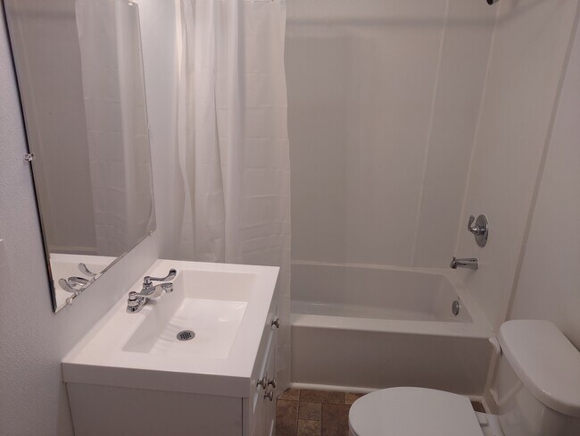 Foto del edificio - 1120 28th St